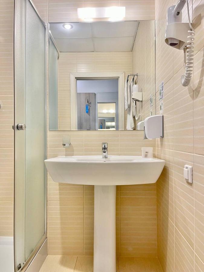 Practicotel Κίεβο Εξωτερικό φωτογραφία